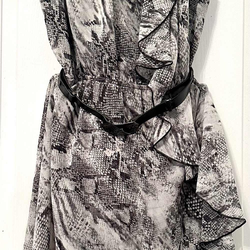 Elegant Gray Snake Print Dress